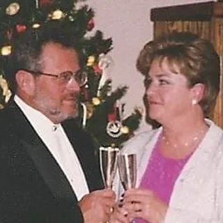 Lee G.