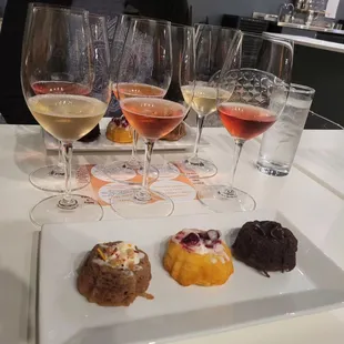 Bundt cake and bubbles pairing event