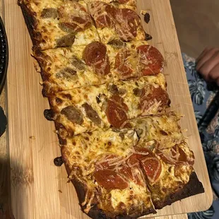 Pepperoni flatbread