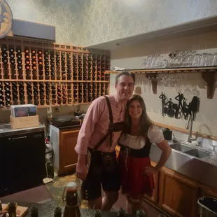 I must say that if you want a relaxing wine &amp; Beer experience with his great Vinyl album collection you need to visit!