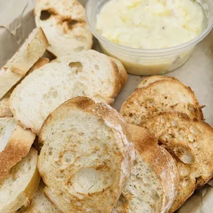 Crustinis and cheese