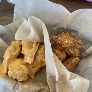 Classic Wings - 1lb. Fire Ranch and Honey pepper