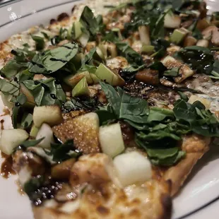 Chicken Crumble Flatbread