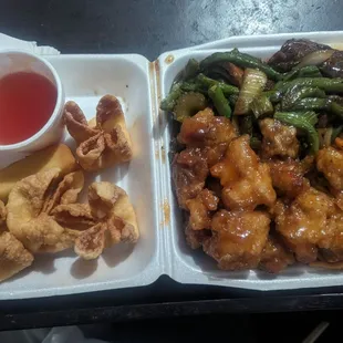 12-13-23 half fried rice/ half chow mein , black pepper beef, orange chicken, egg rolls and cream cheese wontons