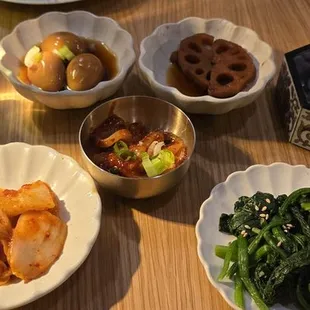 Banchan (korean side dishes)