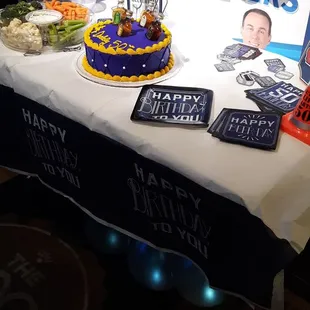 Bday boy table cont.