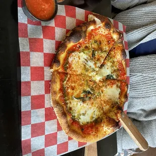 Margherita pizza
