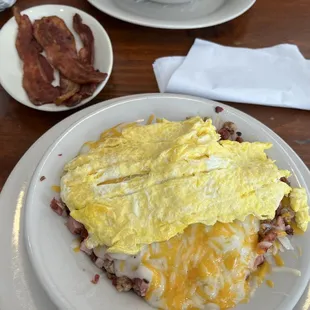 Breakfast bowl with scrambled egg