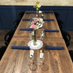 sushi and sashimi, interior