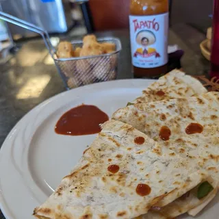 The Chuy-Dilla Sandwich