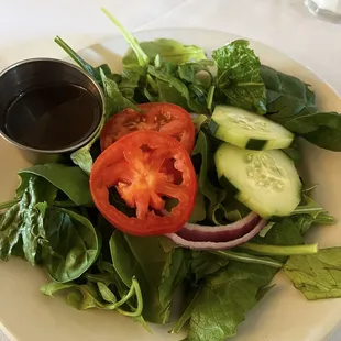 Side salad that came with pasta dish