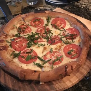 Pizza. Buttery crust. Didn't skimp on the cheese. Gave me sweet dreams!