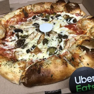 Cheese Pizza 14&quot; with Pizza sauce and chicken