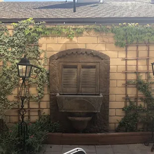 Fountain can be on or off for your event