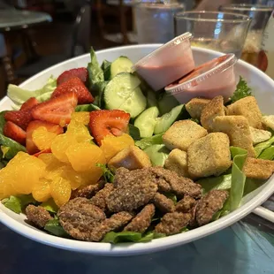 Strawberry and Pecan Salad