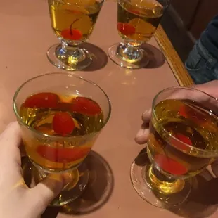 oysters and mussels, drink