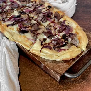 Steak Flatbread