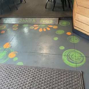 Whimsical decor all the way to the floor