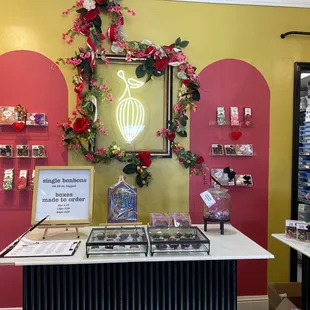 You can now enter the store! Yay! It's so cute inside!