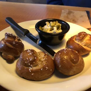 Pretzel knots! So good