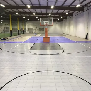 Full or 1/2 court basketball court.