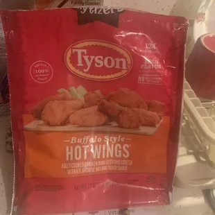 chicken wings and fried chicken, food