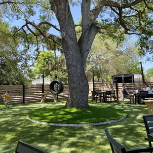 Great place to bring the kids for lunch