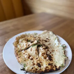 Cheese naan