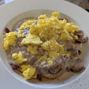 Country Biscuit Breakfast Bowl