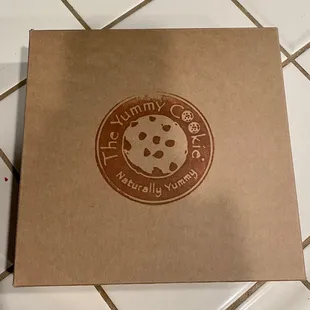 05.18.22 To-go logo box