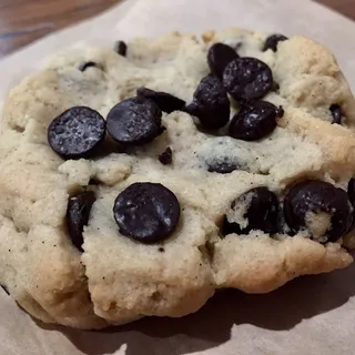 Chocolate Chip Cookie