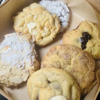 White chocolate macadamia