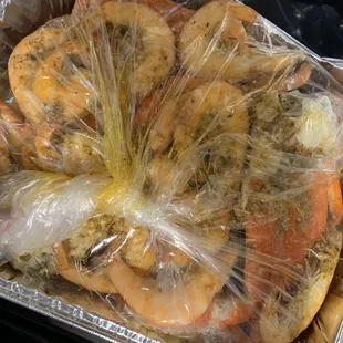 Build your own combo  1lb. Snow crab legs  1/2lb. Shrimp head on 1/2lb. Shrimp head off