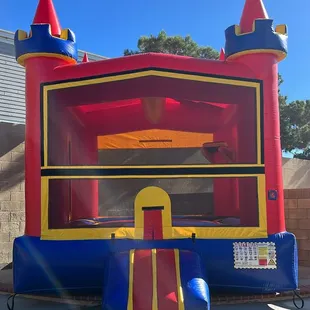 Book our Amazing ZCastle! Basketball hoop inside with full visibility upfront!