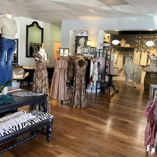 Cool vibes and great customer service.  From intimate apparel to dressy casual outfits for any occasion Theadora Boutique has you covered.