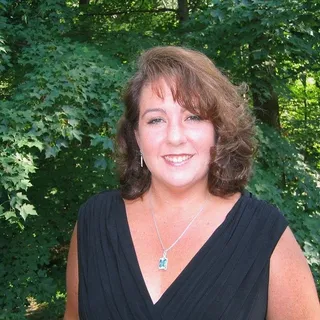 Lori D.