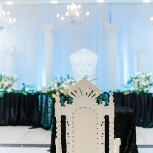 Quence'at Thee chateau banquet hall