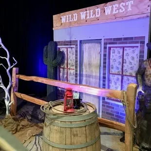 Party planning, event planner, event planning, corporate event planner, corporate events themed events Themers Mesa, AZ 85210 (480) 497-3229