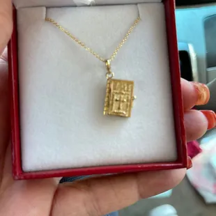 Bible charm and chain( The Lords Prayer)