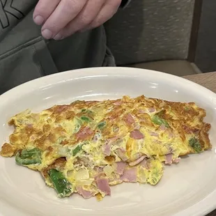 Western Omelette, lots of toppings