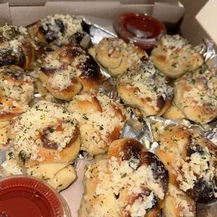 garlic knots