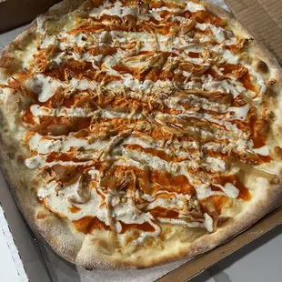 the hot chicken pizza