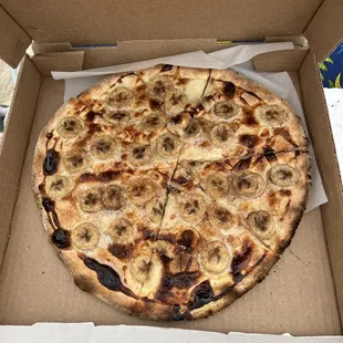 Delicious banana dessert pizza