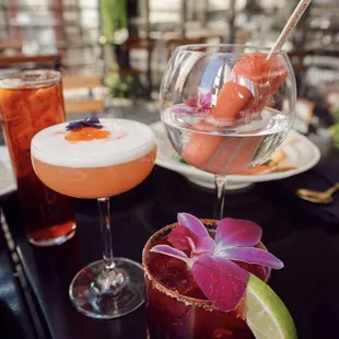 Cocktails : On Cloud 9, Pom &amp; Bubble , Red Hot Lady