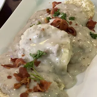 Biscuit and Gravy