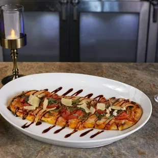 The Lounge | Grilled Flatbread