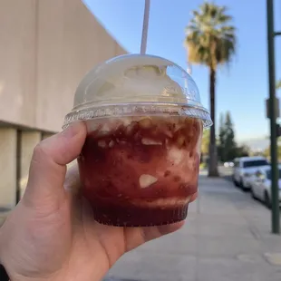 Small Wildcat Crunch Sundae