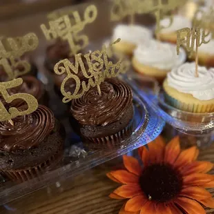 a display of cupcakes