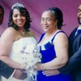 Lynnette G.