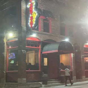 Pre-Concert and Post-Concert hot spot